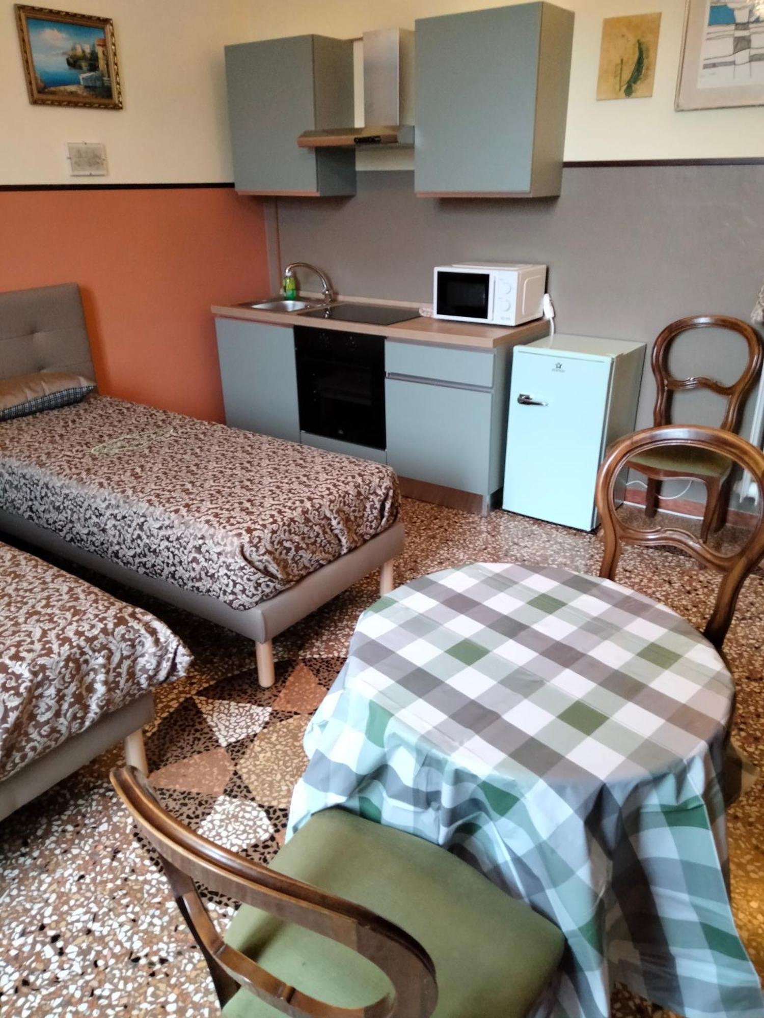 Sant'Orsola Palace - Rooms And Suites 볼로냐 외부 사진